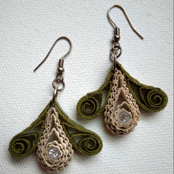 Hand Crafted Jewelry - Handmade Green and Cream Paper Quilled Earrings